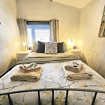 Leaf Tree Cottage, Close To Coast, Lakes And Fells *