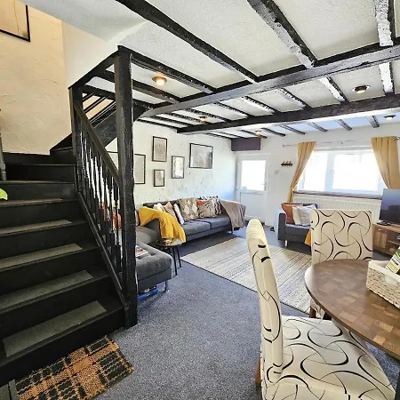 Leaf Tree Cottage, Close To Coast, Lakes And Fells Casa de Férias *