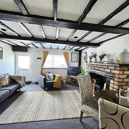 Leaf Tree Cottage, Close To Coast, Lakes And Fells