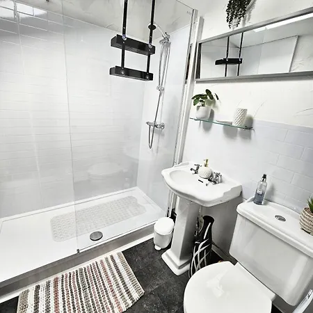 Leaf Tree Cottage, Close To Coast, Lakes And Fells