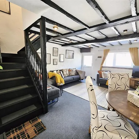 Leaf Tree Cottage, Close To Coast, Lakes And Fells * Workington