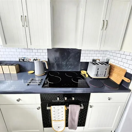 Leaf Tree Cottage, Close To Coast, Lakes And Fells Workington