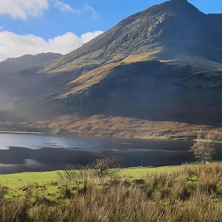 Leaf Tree Cottage, Cosy Lakeland Retreat For Mountain, Coastal And Lakeside Breaks Сasa de vacaciones Workington